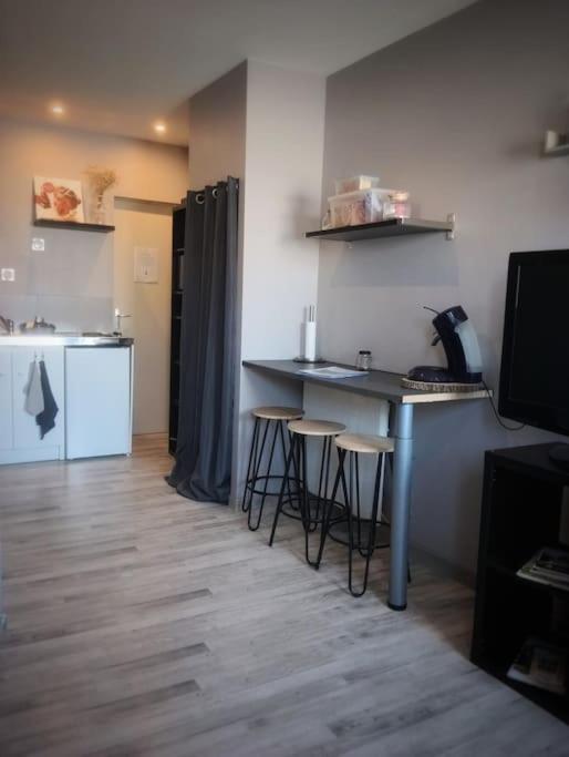 Chambre & Sdb Privee Avec Piscine En Bord De Via Rhona Sarras 외부 사진
